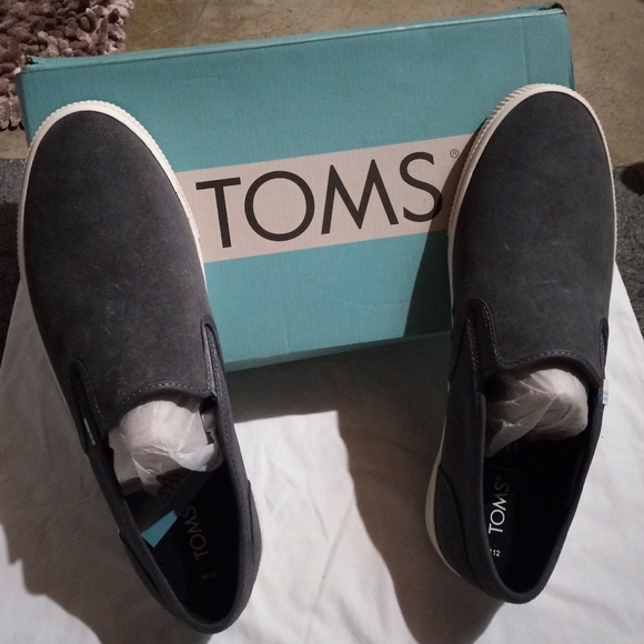 Mens shoes size 12